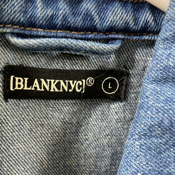 Blank NYC denim puff sleeved dress. Size Large . NEW condition - Picture 2 of 5